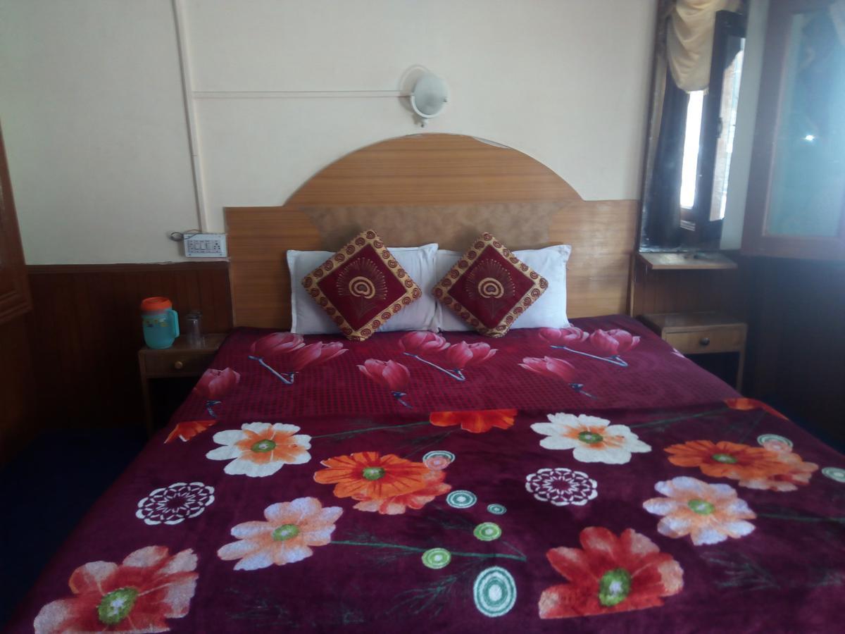 Hotel Everest Manāli Zewnętrze zdjęcie